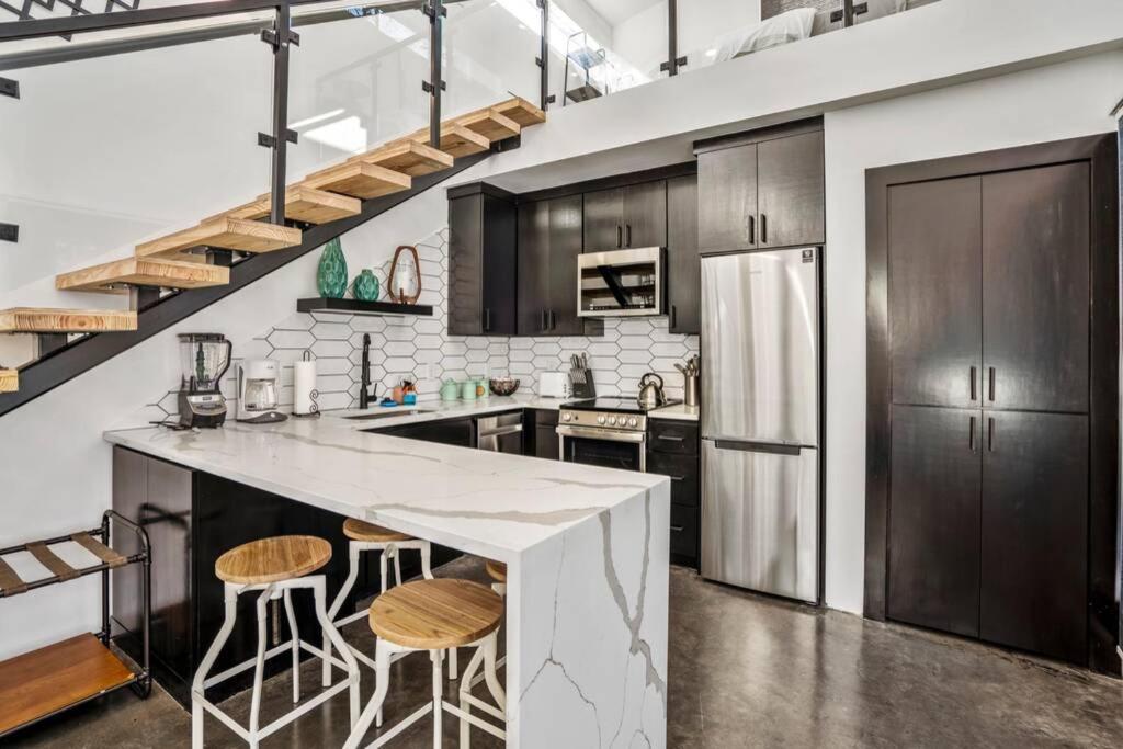 Quantum Tiny Loft At East End Revitalized 휴스턴 외부 사진