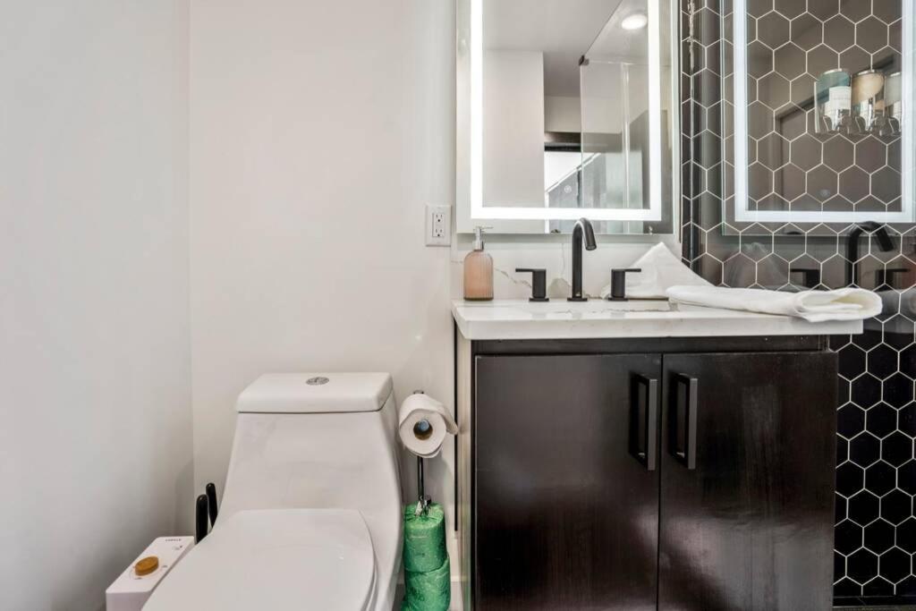 Quantum Tiny Loft At East End Revitalized 휴스턴 외부 사진